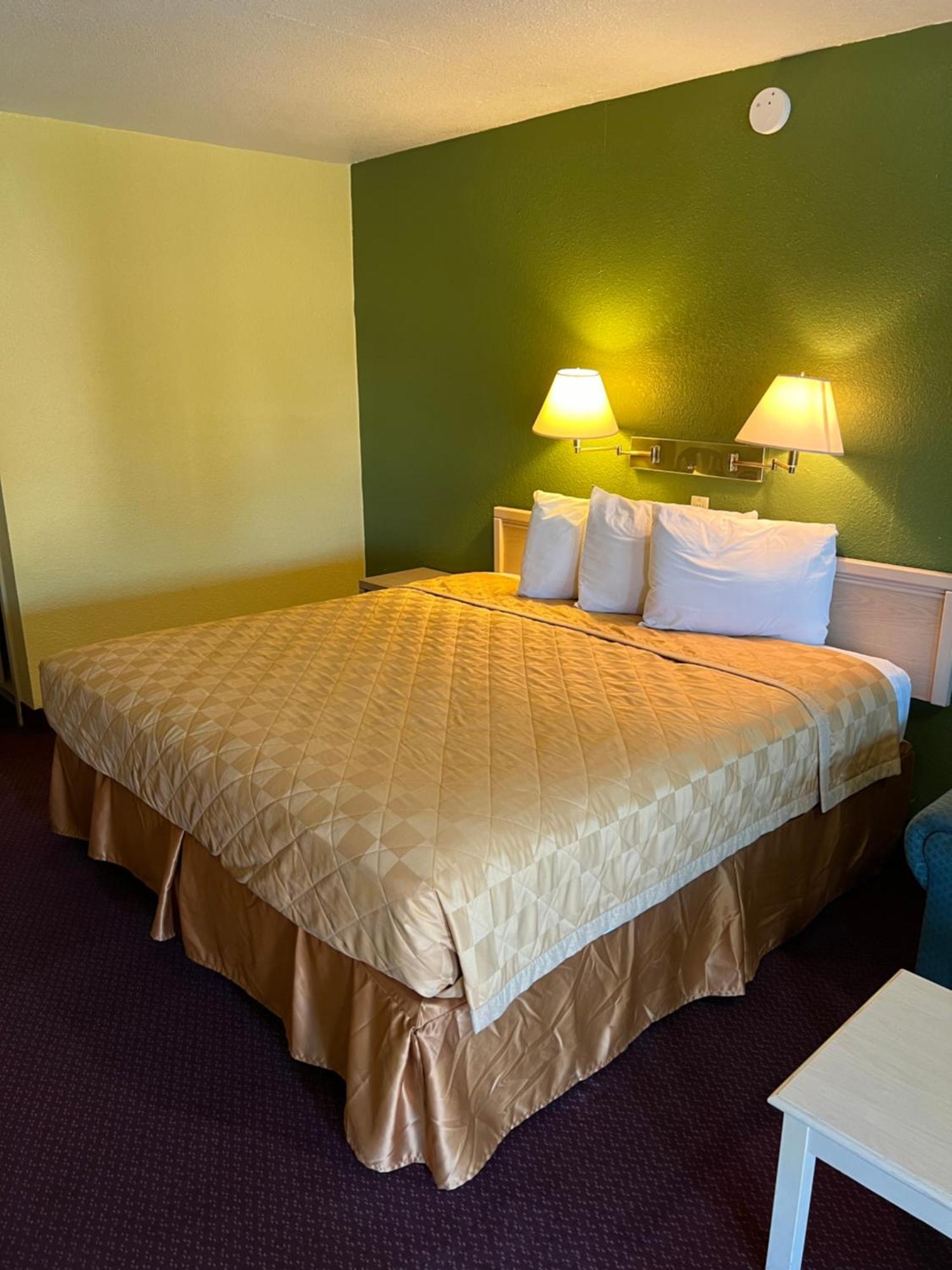 Antlers Inn Cuero Экстерьер фото