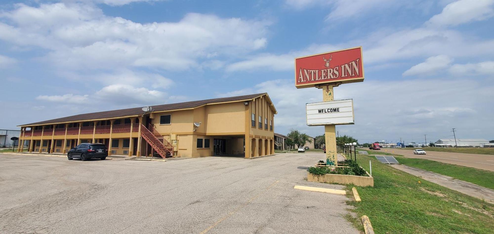 Antlers Inn Cuero Экстерьер фото